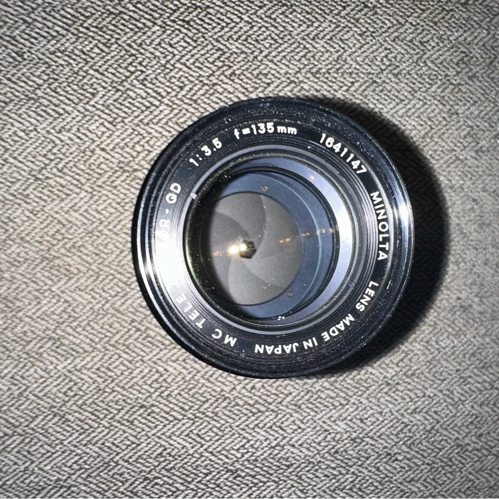 Vintage Minolta MC Tele Rokkor-QD 135mm f/3.5 lens, a vintage Minolta